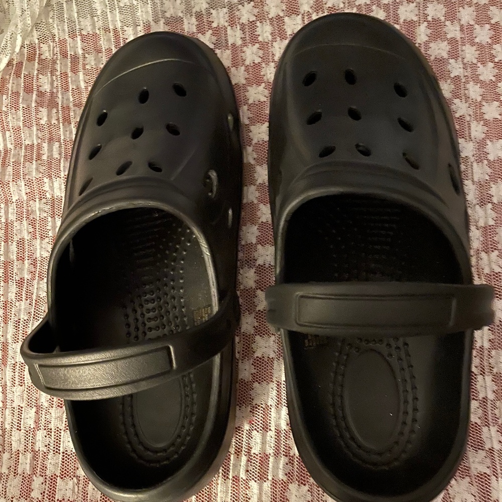 Croc style sandals